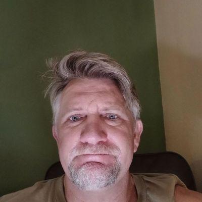 Me need my hair 1 color instead of 2