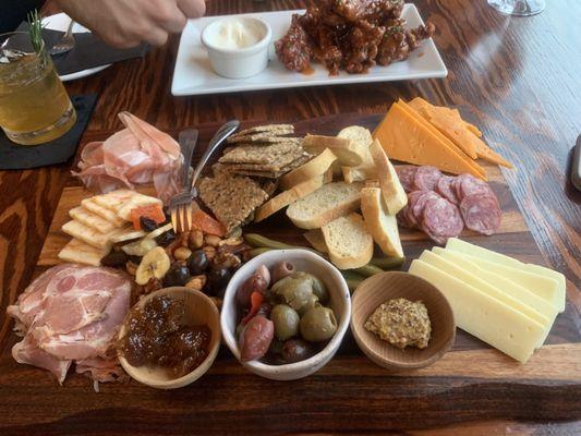 Corner Bar and Kitchen