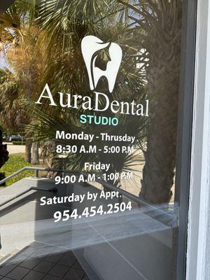 Nicolas Orta - Aura Dental