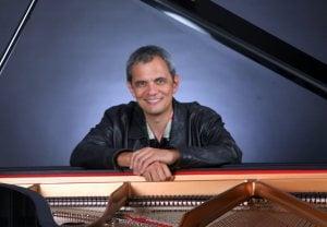 Serving the piano community in Sacramento since 1984.