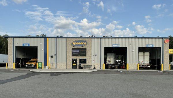 Speedco Truck Lube and Tires