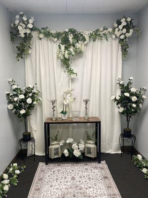 Chicago Justice of the Peace NEW Chicago Wedding Room for Couples Only.