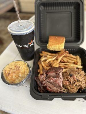 Two meat XXL combo Brisket Pulled pork Fries Mac & Cheese