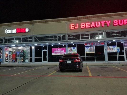 Quit playing GameStop with my heart