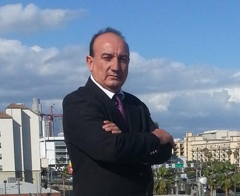 Real Estate 'Services, Residential Commercial and Business opportunites.