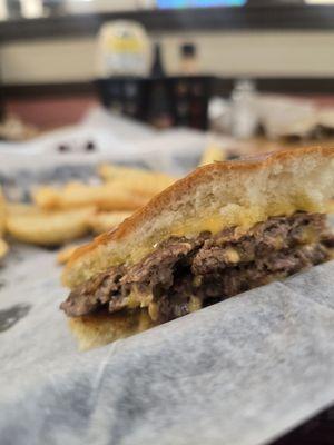 Carl's Donuts & Bakery