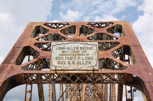 Long-Allen Bridge