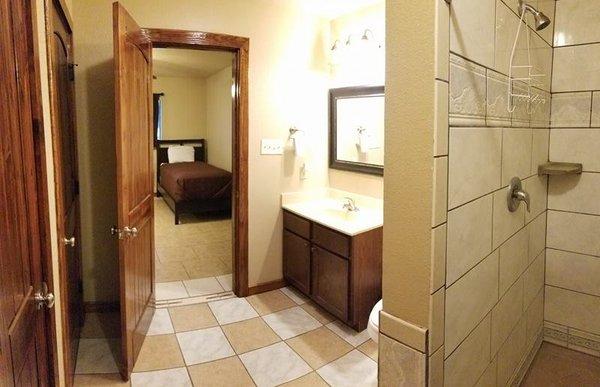 EAGLE FORD APARTMENTS 210-459-8636