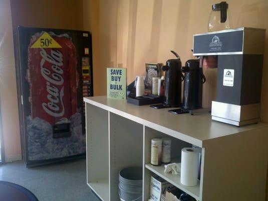 Free coffee! Cheap cola!