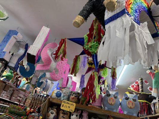 Lots more piñatas inside - diff sizes