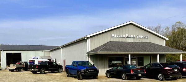 9910 Peach St, Waterford, PA 16441