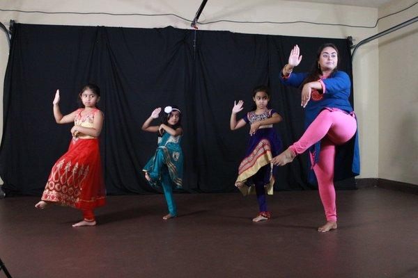 Srishti Nrityalaya School of Performing Arts