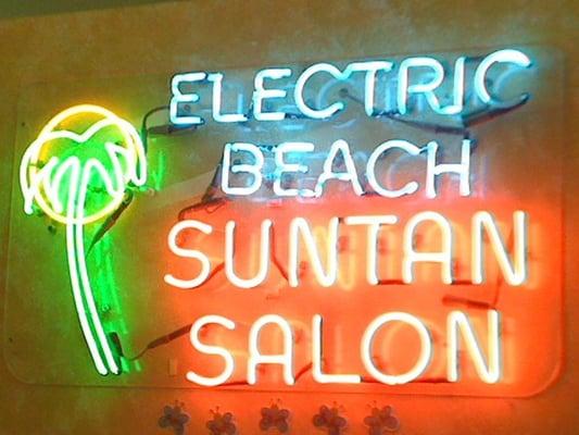 Electric beach salon! Tanning LP for over 26 years!
