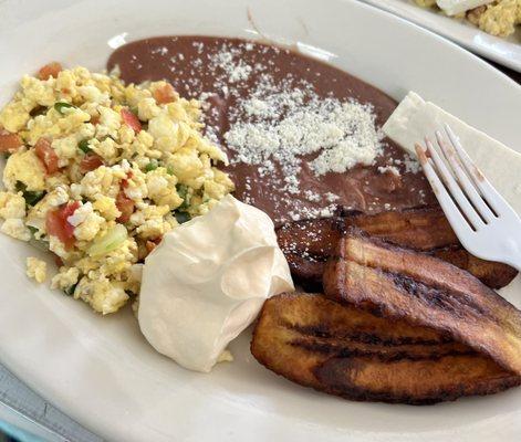 Vicky’s Salvadorian Restaurant