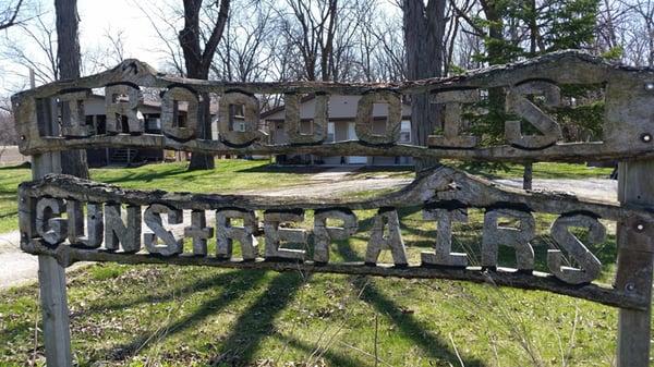 Iroquois Guns & Repair