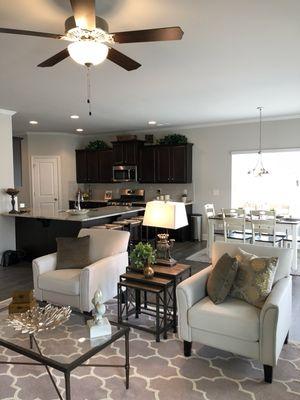 Unique Finds & Designs