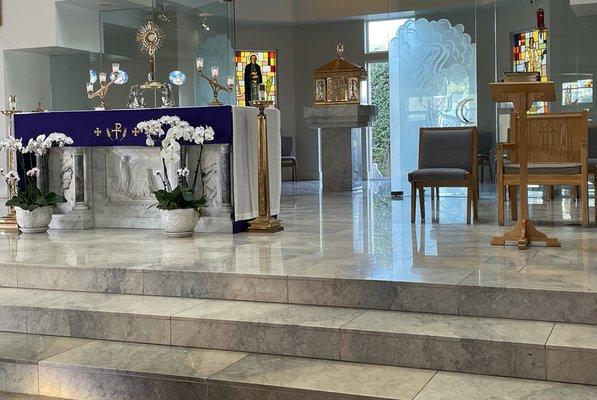 St. Peter Chanel offers Eucharistic Adoration during weekdays at these hours: 6:30 AM to 7:50 AM and 1:00 PM to 6:00 PM.