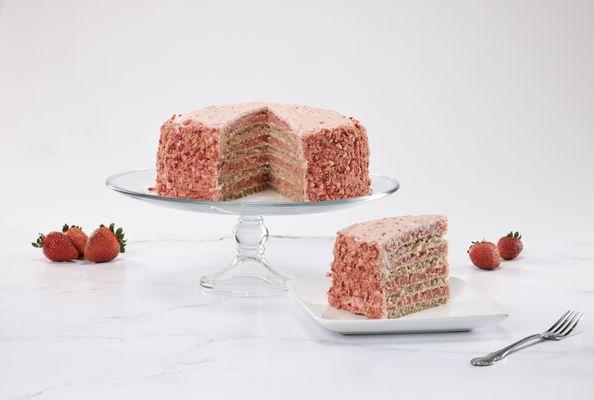 Great Humor Strawberry Velvet Cake