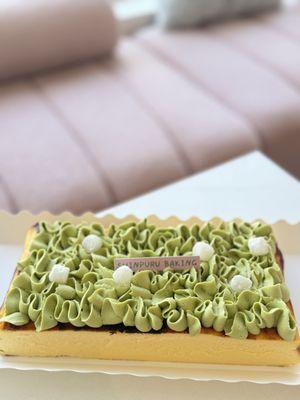Cheese cake matcha ganache