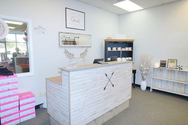 Pretty Arrows Boutique