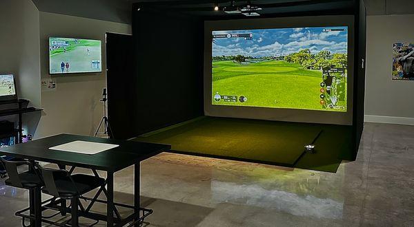 Urban Golf Suites