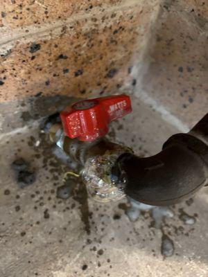 DR Construction & Landscaping.