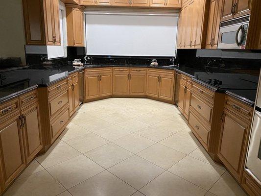 Sunshine Sqeekee Cleaners