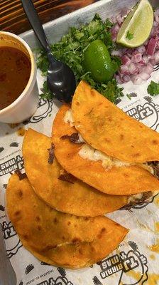 Birrieria y Taqueria Houston