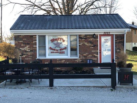 Huff's Barber Shop