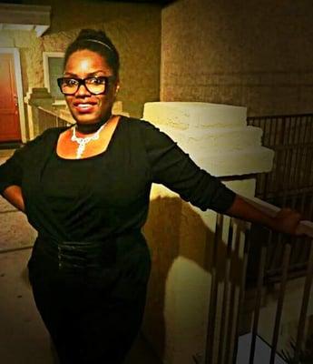 Black and White... BRIGHT WHITE TEETH