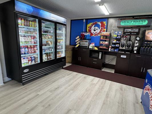 "Start your day right -- fresh coffee, cappuccinos, milk, and grab-and-go drinks all in one spot!"