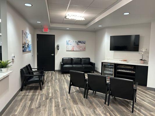 Vivida Dermatology - Flamingo