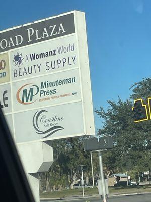 A Womanz World Beauty Supply