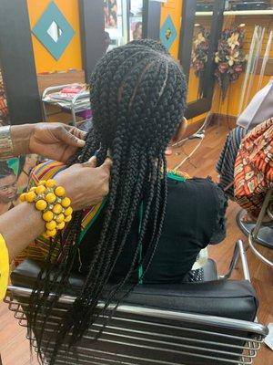 Really great braiding going on here!! And Andree is really nice!