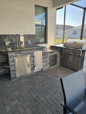 Utopia Grilling Outdoor Kitchens