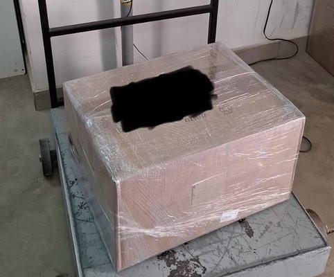 Paquete en excelentes condiciones.