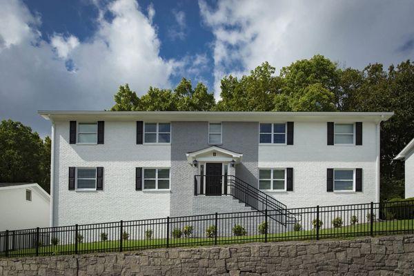 119 Pharr Manor Apartments