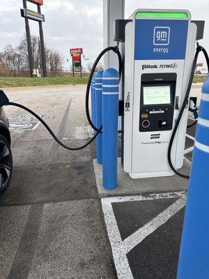 One of the four GM Energy CCS Chargers