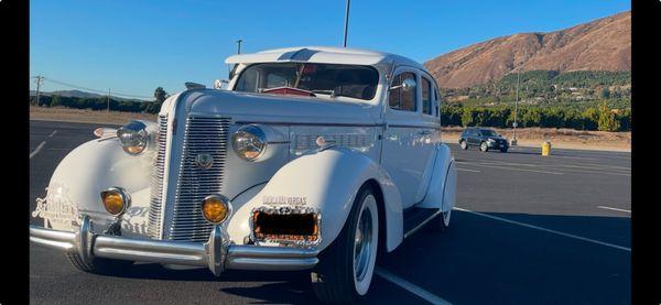 Laguna Classic Cars & Automotive Art