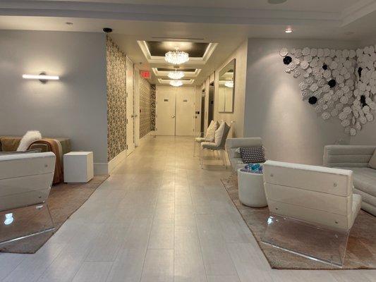 Leif Rogers, MD FACS