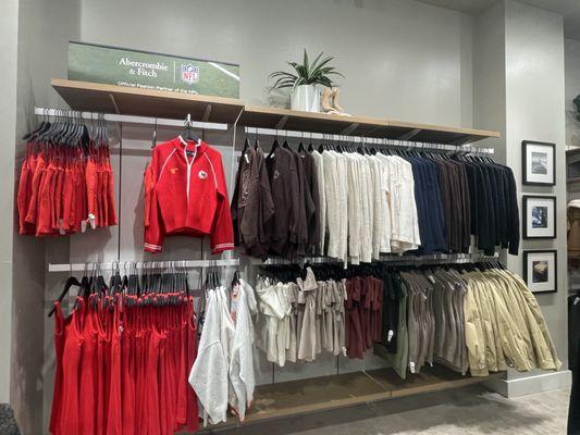 Chiefs Gear- Women's Abercrombie