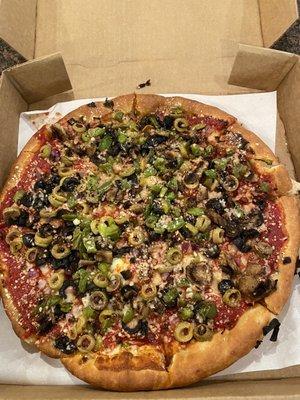 Large Vegetarian Deep Dish