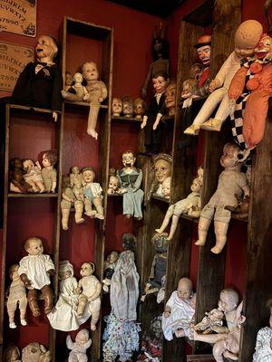 Dolls in the room of oddities