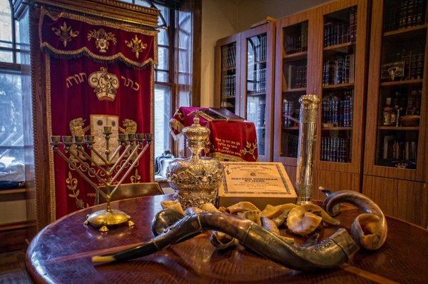 The holy Ark, the Crowns, Matza and Shofars in the Sanctuary.