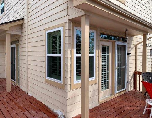 White windows, window replacement, conservation construction of texas,