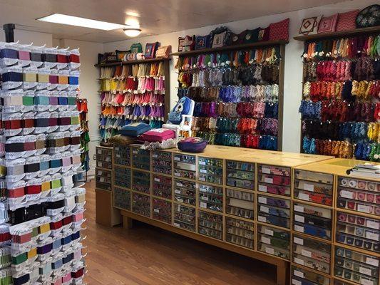 Diversions Needlepoint