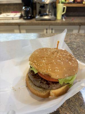 Hamburger with everything