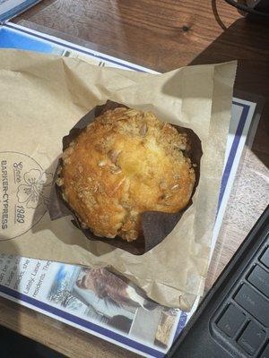 Parfait strawberry muffin