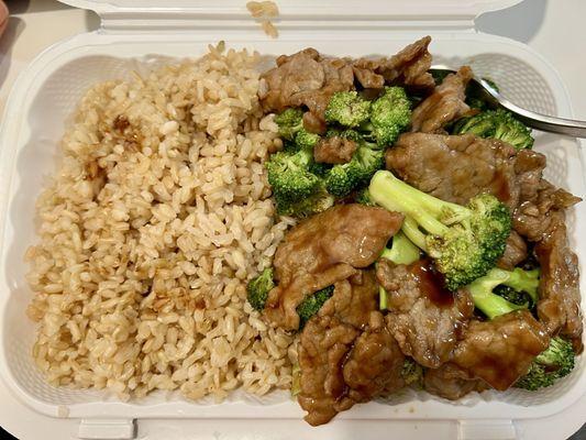 Beef with Broccoli lunch special