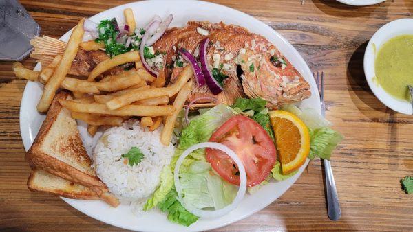 Red snapper (huauchinango)